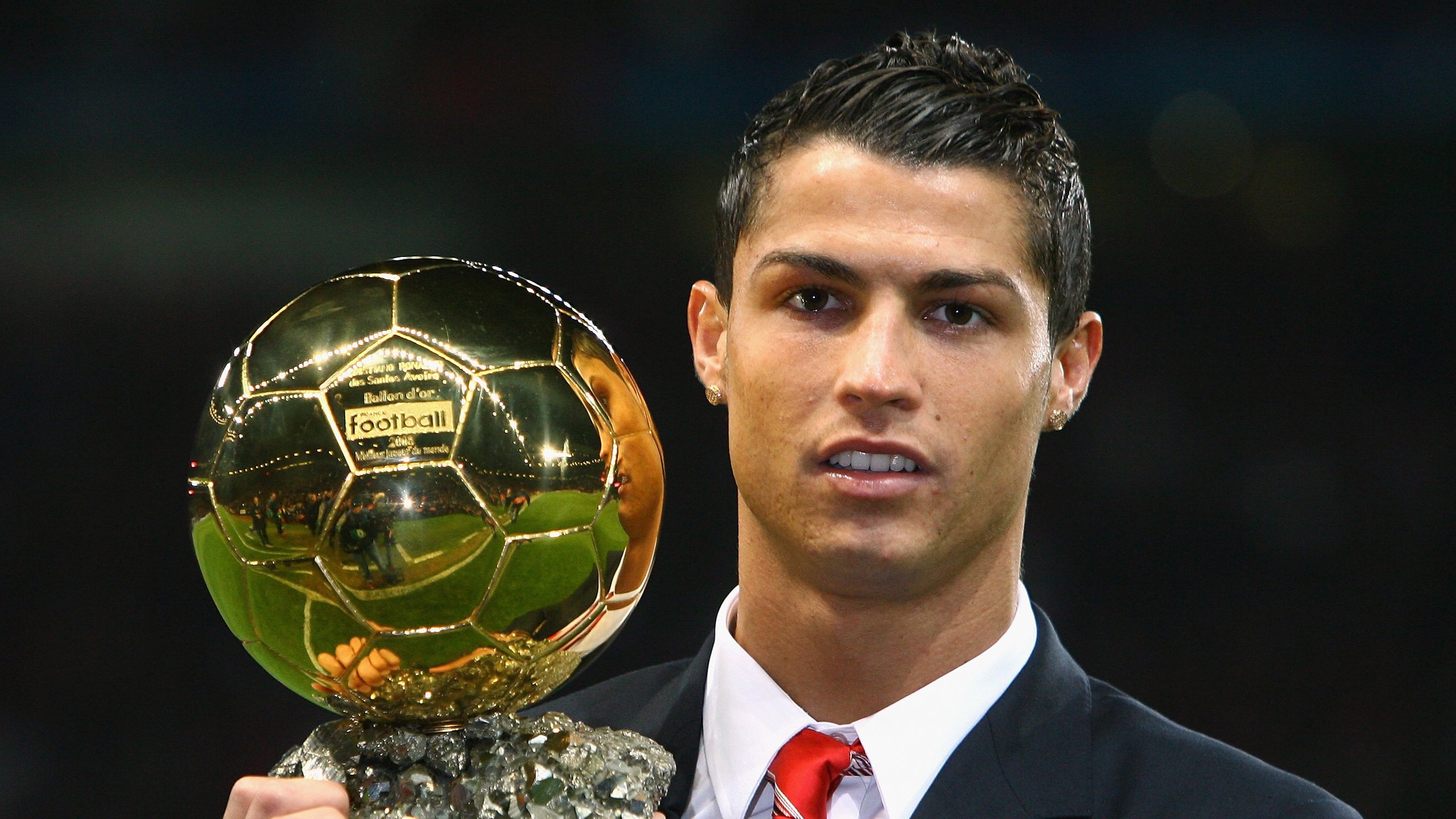 开云官方网站-中国足球职业俱乐部设立球员行为风险管理机制，职业足球俱乐部管理制度范本